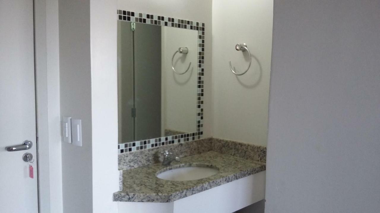 Apartamento No Lagoa Quente Flat Service Caldas Novas Dış mekan fotoğraf